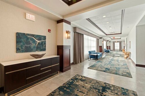 Holiday Inn & Suites Front Royal Blue Ridge Shadows, Book Hotel Hoteller i Virginia med parkering, Parkering