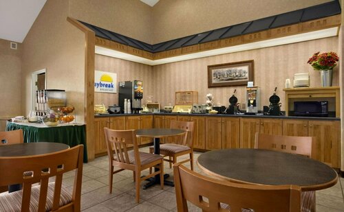 Days Inn by Wyndham Rapid City, Забронировать Отель Рапид-Сити Black Hills National Forest