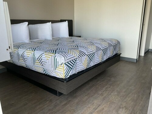 Motel 6, Забронировать Мотель Отели Невада с парковкой, Парковка