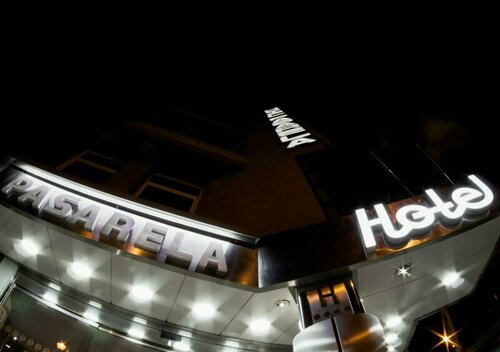 Hotel Pasarela, Забронировать Отель Отели Севильи с парковкой, рядом с Альказар, Парковка