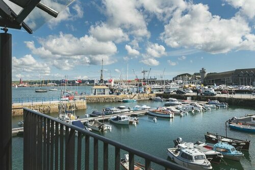 Chainlocker, Book Pension Falmouth Cornwall