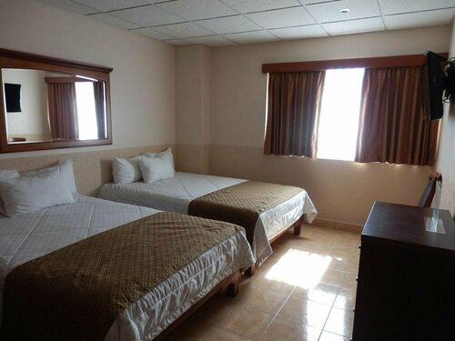 El Regio, Prenota Hotel Monterrey Centro 