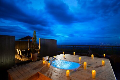Auberge Tenku, Book Hostel / Vandrerhjem Yonago Tottori