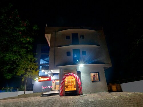 Oyo Flagship 29595 Hotel Akash Executive, Забронировать Отель Аурангабад штат Махараштра