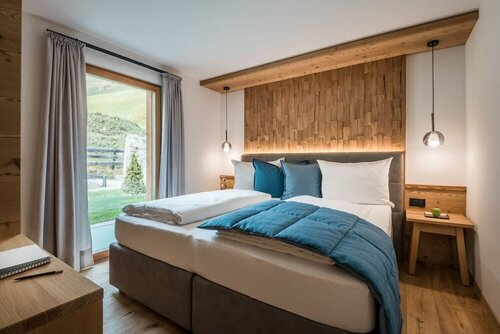 Les Dolomites Mountain Lodges, Забронировать Отель СПА-отели Сан-Мартино-ин-Бадия, SPA-услуги