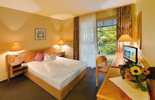 Schwarzwald Parkhotel, Reserva ahora Hotel Koenigsfeld Selva Negra
