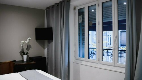 Hôtel des Arcades, Забронировать Отель Отели Реймса 3 звезды, рядом с Марсовы ворота, 3*