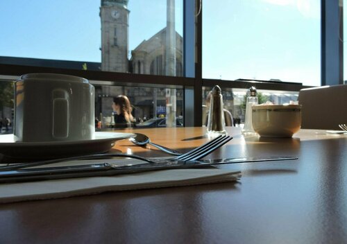 Best Western Hotel International, Забронировать Отель Отели Люксембурга с парковкой, рядом с Cercle Municipal Luxembourg, Парковка