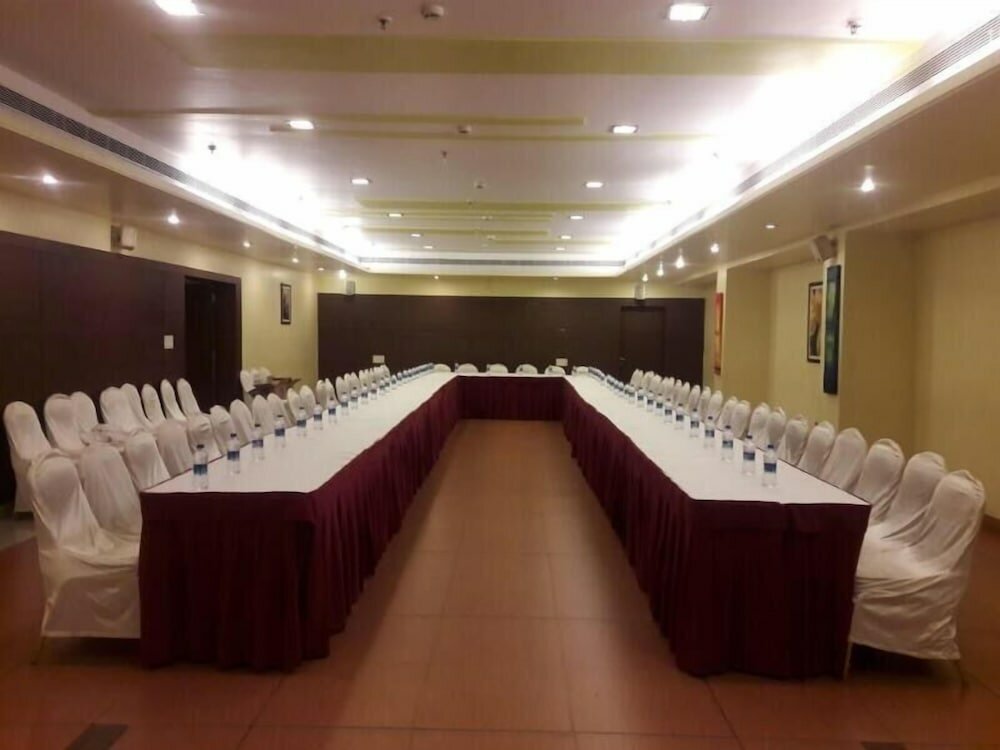 Hotel EEFA