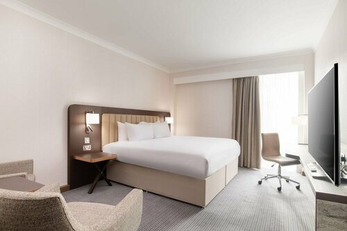Hilton London Gatwick Airport, Varaa Hotelli Horley West Sussex