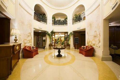 Palazzo Alabardieri, Забронировать Отель Отели Неаполя 4 звезды, рядом с Via Toledo, 4*
