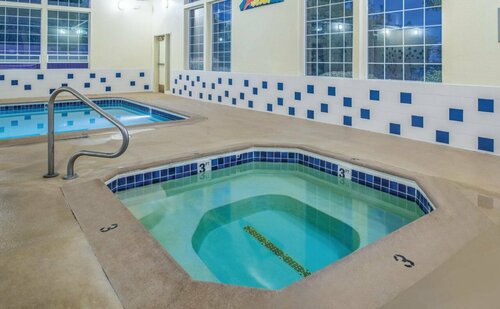 La Quinta Inn by Wyndham Bend, Prenota Hotel Bend Bachelor