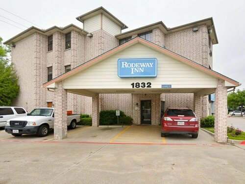Rodeway Inn Carrollton I-35E, Забронировать Отель Карролтон Dallas - Fort Worth Metropolitan Area