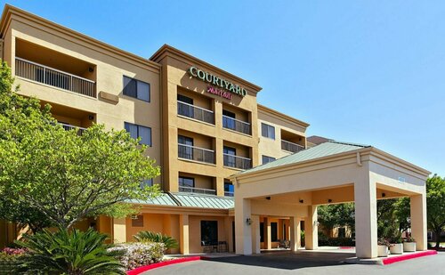 Austin Marriott South, Забронировать Отель Остин Greater Austin, рядом с Stassney Heights Shopping Center