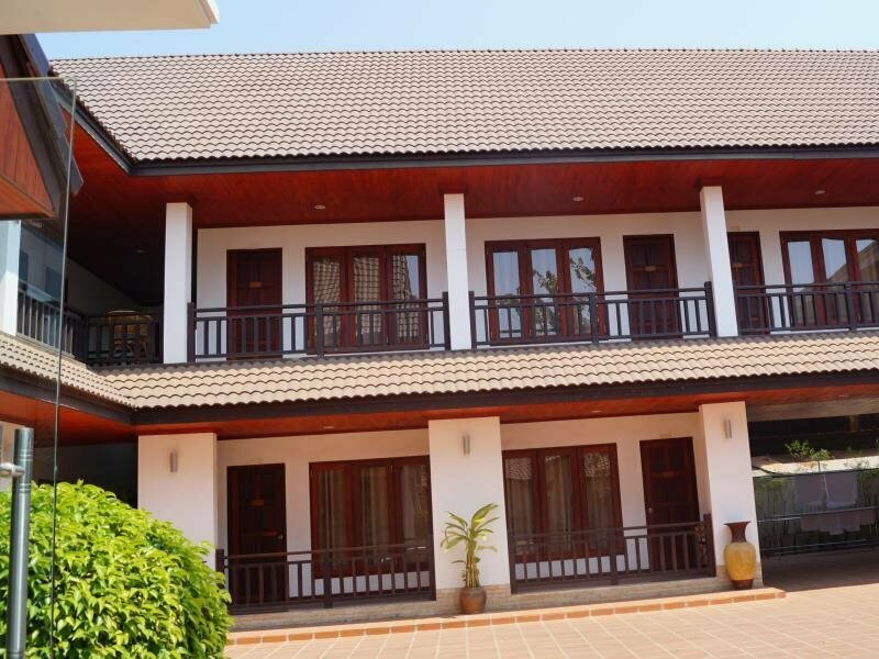 Chalouvanh Hotel