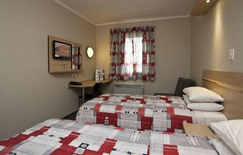 Road Lodge Carnival City, Book Hotel Hoteller i Gauteng med parkering, Parkering