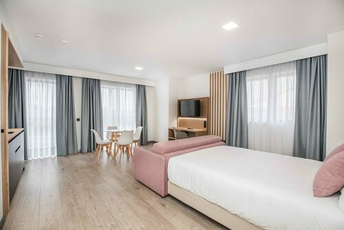 Hotel Ciudad De Ávila, Reservar Hotel Hotéis em Castela e Leão com estacionamento, Estacionamento