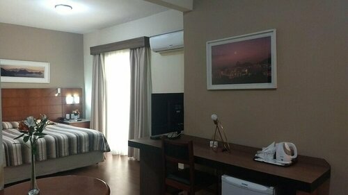 Castel Plaza Hotel, Забронировать Отель Резенди 