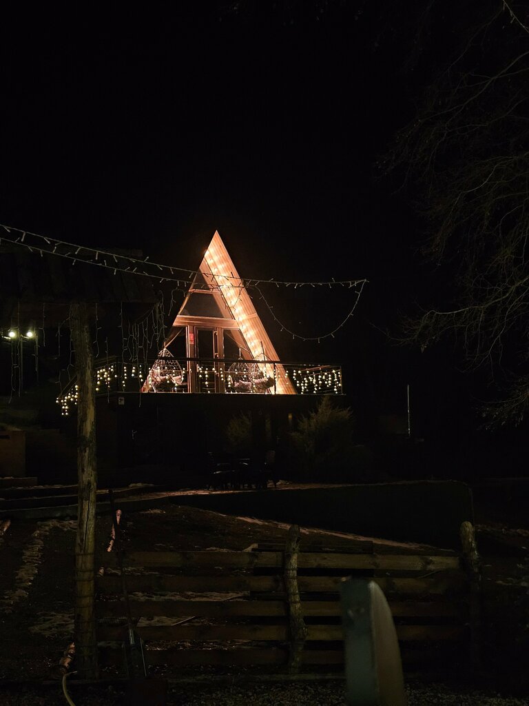 Велес