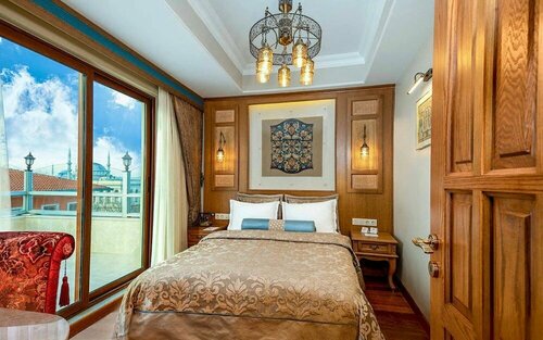 Hotel Sultanhan, Rezervați Hotel Hoteluri în Beyoglu cu piscină, Piscină
