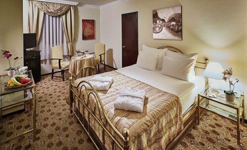 Отель Gunes Hotel Merter, Забронировать Отель Отели Зейтинбурну 4 звезды, 4*