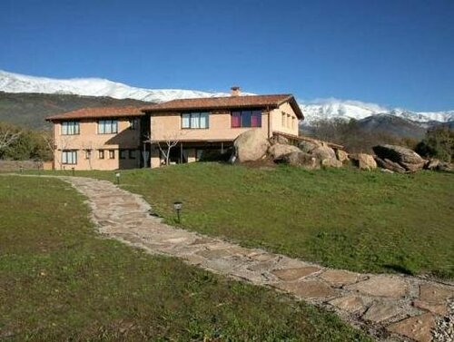 Hotel Llano Tineo, Reservar Hotel Villanueva de la Vera 
