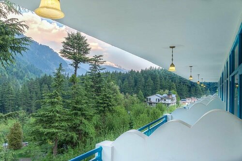 Treebo Trend Celebriti Manali, Забронировать Отель Отели Манали с завтраком, Завтраки