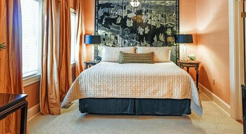 Catherine Ward House Inn, Book Bed and Breakfast Hoteller i Savannah med parkering, Parkering