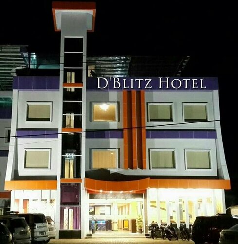 D'Blitz Hotel Kendari, Rezervați Hotel Hoteluri în Sulawesi cu parcare, Parcare