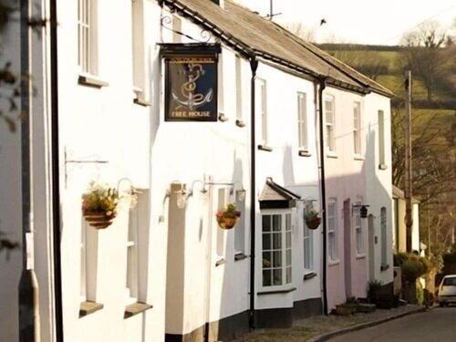 Anchor Inn, Book Hotel Hoteller i Ivybridge med parkering, Parkering