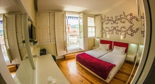 Trovador Guest House, Забронировать Гостевой дом Гимарайнш Минхо