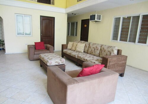The Suites at Calle Nueva, Rezerwuj Hotel Bacolod Negros Occidental
