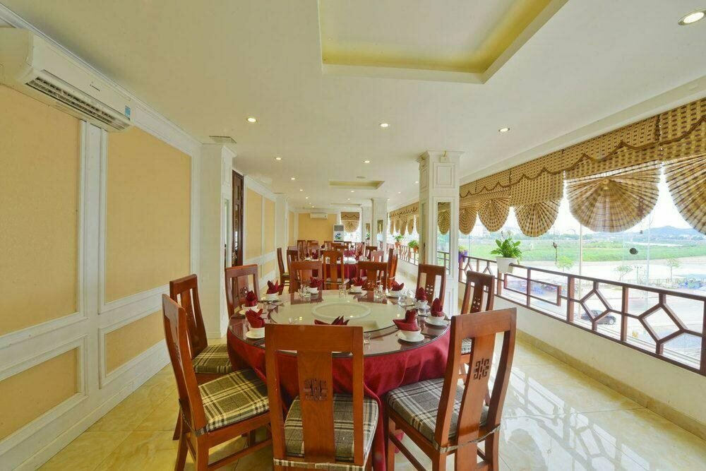 Huong Duong Hotel Lao
