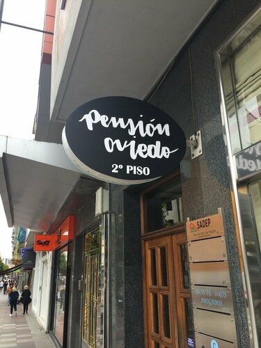 PENSION OVIEDO, Забронировать Гостевой дом Гостевые дома Овьедо, рядом с Здание мэрии Овьедо, Гостевой дом