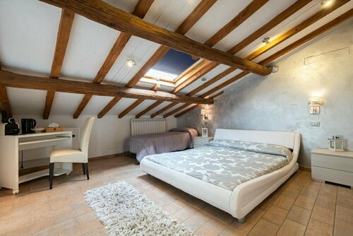 Medieval House, Prenota Bed & breakfast Hotel a Lazio con parcheggio, Parcheggio