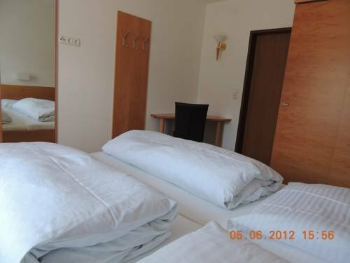 Tyrol Appartementhaus, Prenota Hotel Sillian Alta Pusteria