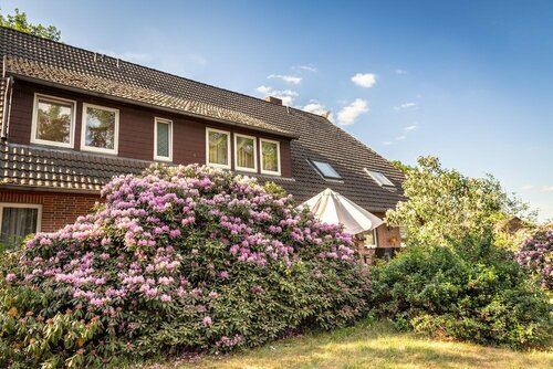 Rhododendronhof, Забронировать Гостевой дом Биспинген Люнебургская пустошь