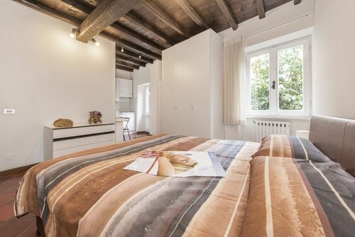 Romanticasa Trastevere, Забронировать Апартаменты/квартира Трастевере Рим, рядом с Большая синагога Рима