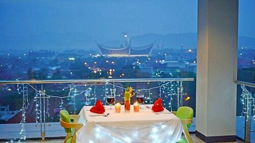 Whiz Prime Hotel Khatib Sulaiman Padang, Book Hotel Billige hoteller i Padang