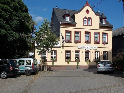 Burghof Hotel Garni, Buchen Sie Hotel Dierdorf 