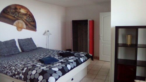 Plus Belle La Vue Chambres d'Hôtes, Book Hotel Hoteller i Rhône-Alps med parkering, Parkering