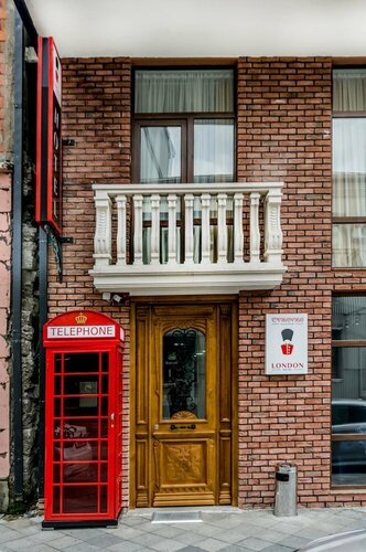 Hotel London, Забронировать Отель Отели Батуми 4 звезды, 4*