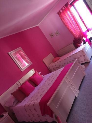 Guest House By Rose, Buchen Sie Pension Olgiate Olona Lombardei