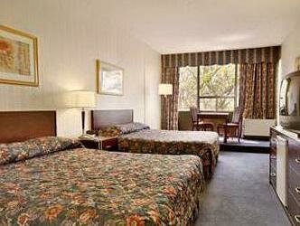 Toronto Plaza Hotel Airport, Забронировать Отель Торонто Greater Toronto Area