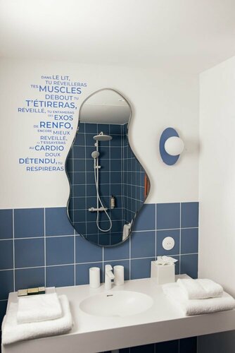The Ruck Hotel, Забронировать Отель Отели Лиона с бассейном, рядом с Дворец спорта "Жерлан", Бассейн