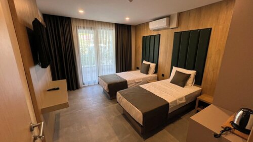 Perast Garden Hotel, Rezerwuj Hotel Çıralı Kemer