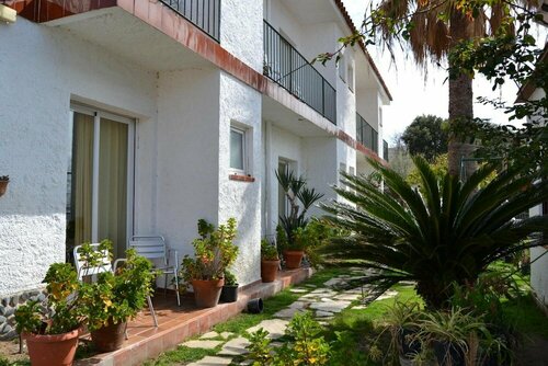 Hostal Casa Torrent, Брондау Хостел Canet de Mar Costa del Maresme