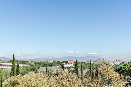 Exe Campus, Забронировать Отель Серданьола-дель-Вальес Vallès Occidental