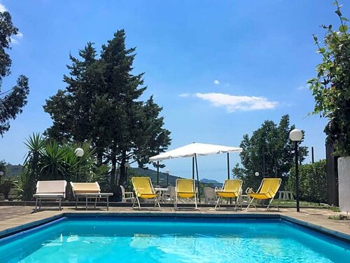 Sole Resort, Забронировать Курортный отель Курортные отели Вико-Экуенсе, рядом с Vico Equense Circumvesuviana Train Station, Курортный отель