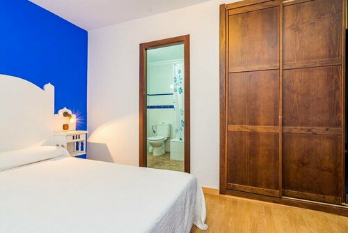 Hostal Alhambra, Забронировать Хостел Саора Коста-де-ла-Лус